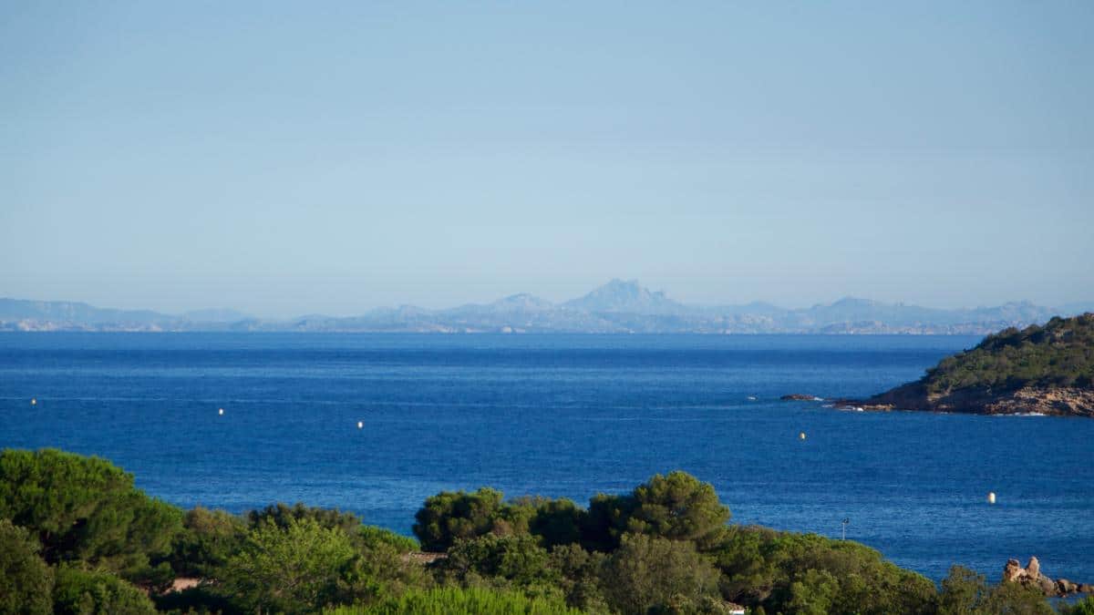 Au loin l'Italie