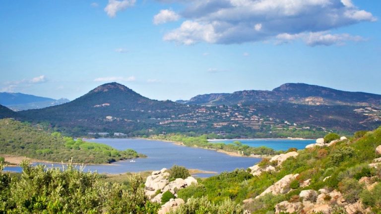 Location de vacances en Corse de particulier à particulier à Porto Vecchio - Une mini-villa dans les Hameaux de Santa Giulia